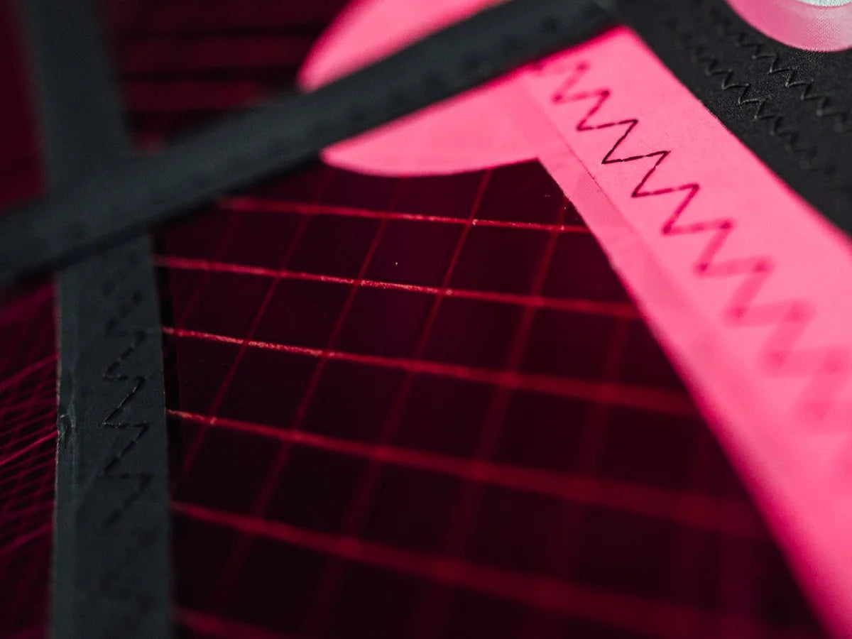 Bi-Axial X-Ply Fuchsia Thickness 3.5 mil Width 1.50m p/m Sail Fabric Loftsails