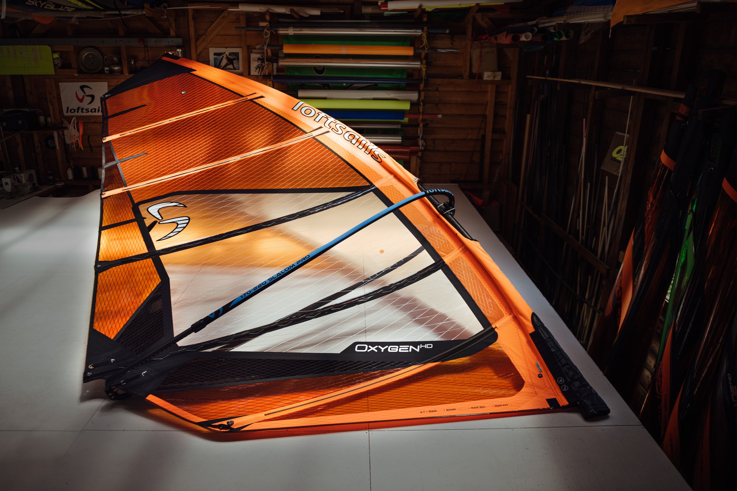 Oxygen 7.0 Orange HD 2025