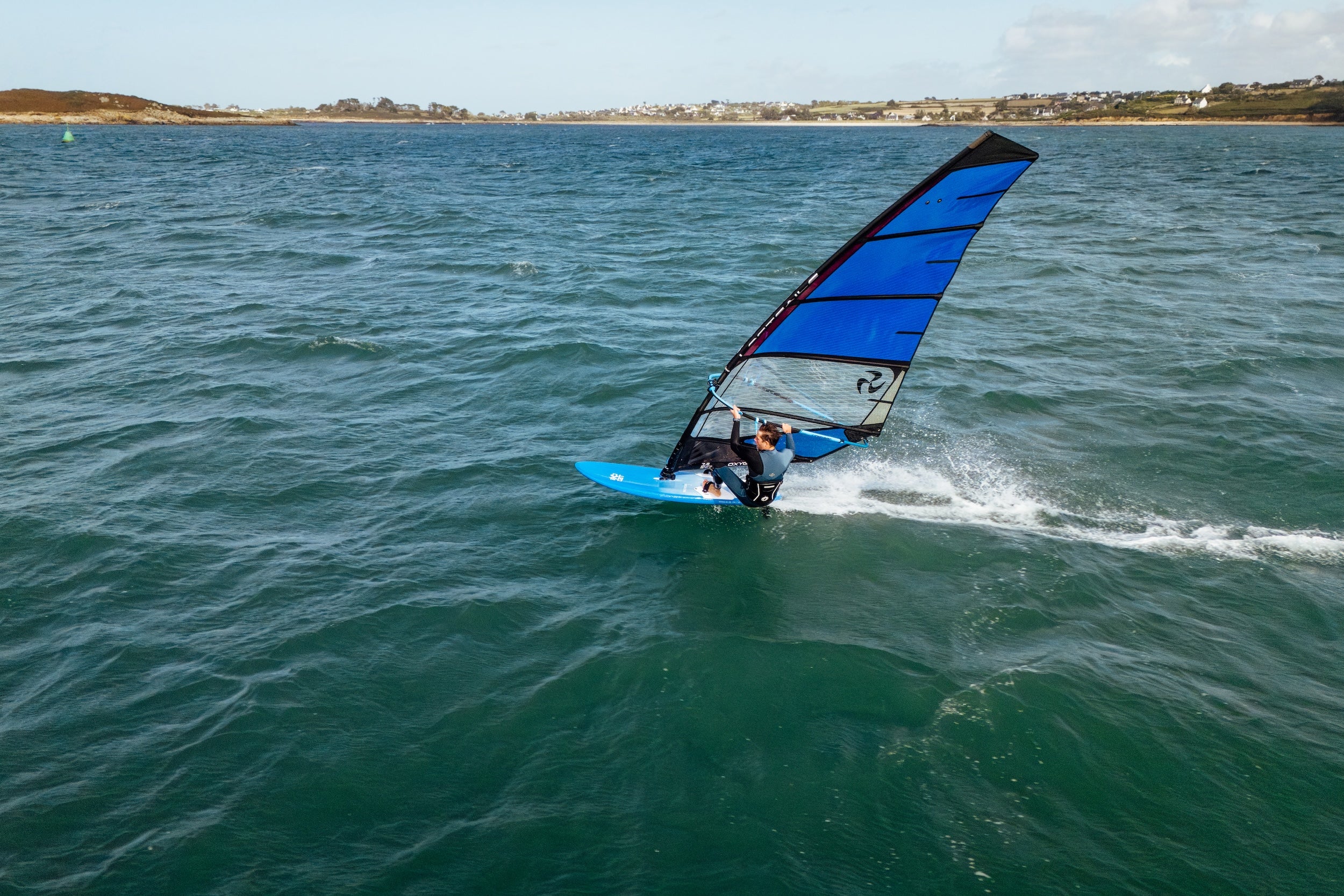Loftsails Oxygen 2026 Action - Freeride Windsurf Sail