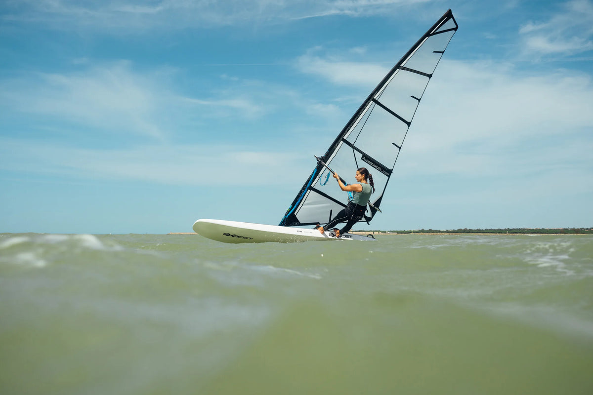Raceboardblade OD powered up on a broad reach